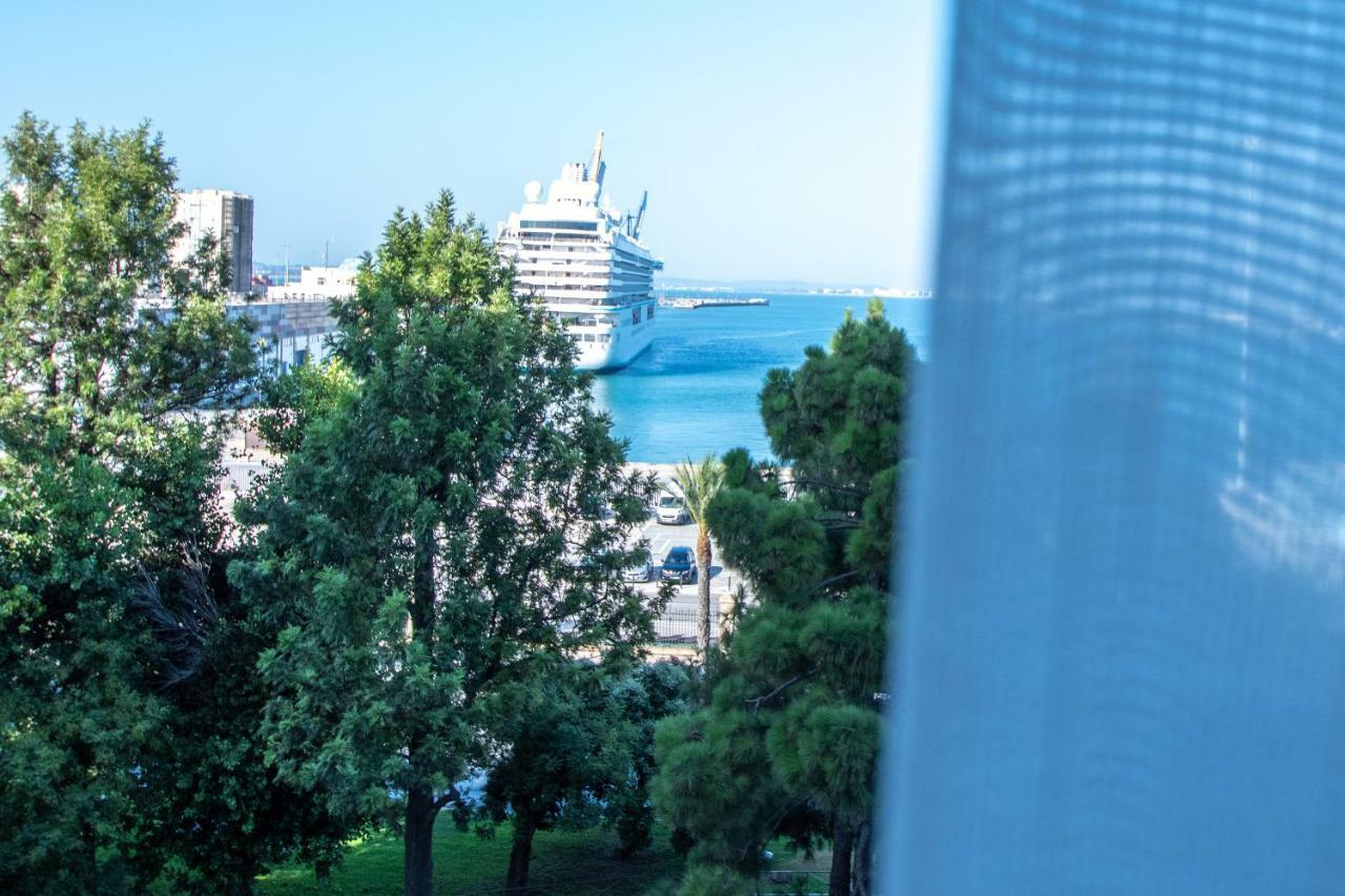 Apartamento Albatro'S Suite كاديز المظهر الخارجي الصورة